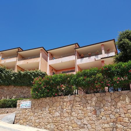 Residence Bella Vista With Panoramic Swimming Pool Trinità dʼAgultu Kültér fotó